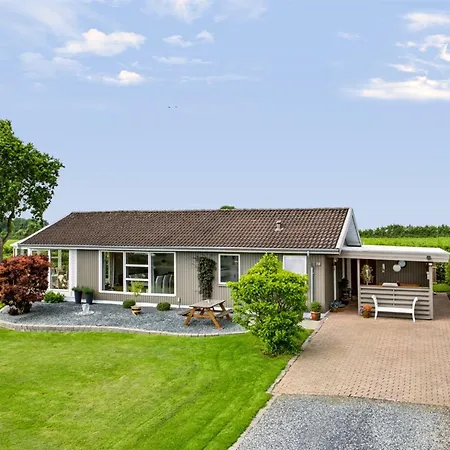 Snioulf - 800m From The Sea By Interhome Ferienhaus *