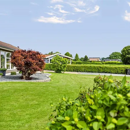 Snioulf - 800m From The Sea By Interhome *